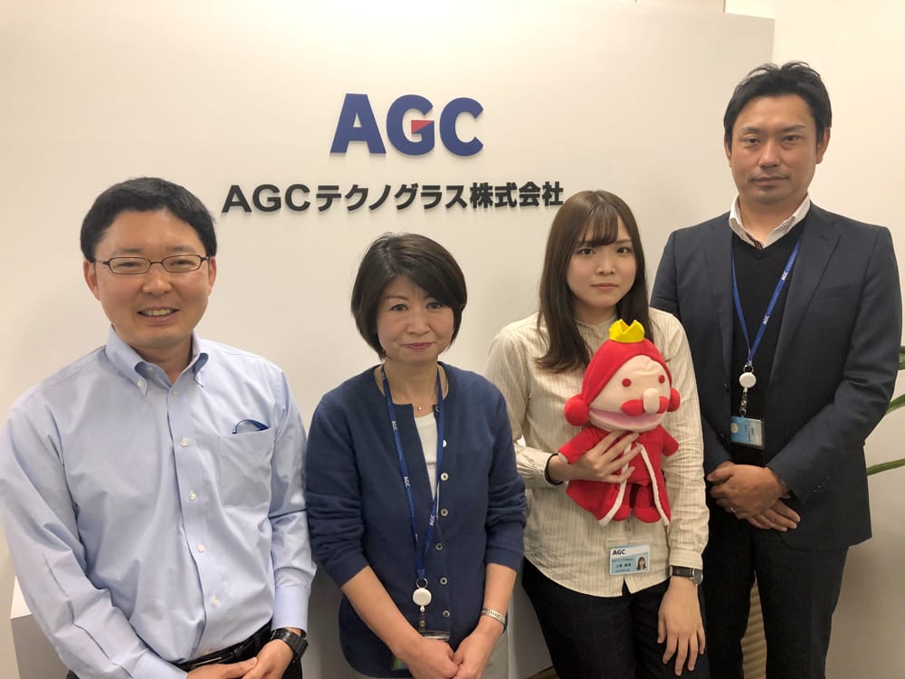 AGCテクノグラス様のEC担当者の写真